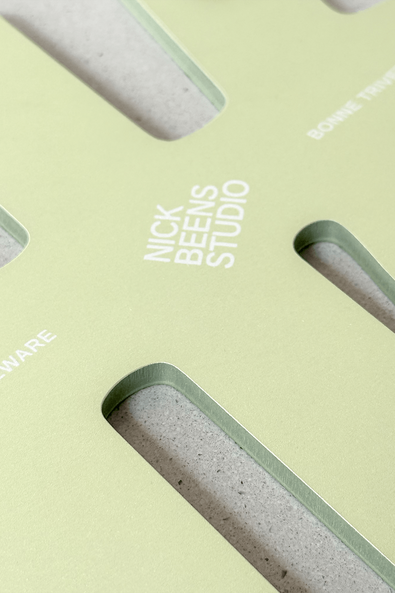 BONNE TRIVET SCULPTURAL KITCHENWARE OBJECT DESIGN COLLECTABLE TULPS DUTCH DESIGN ITEM